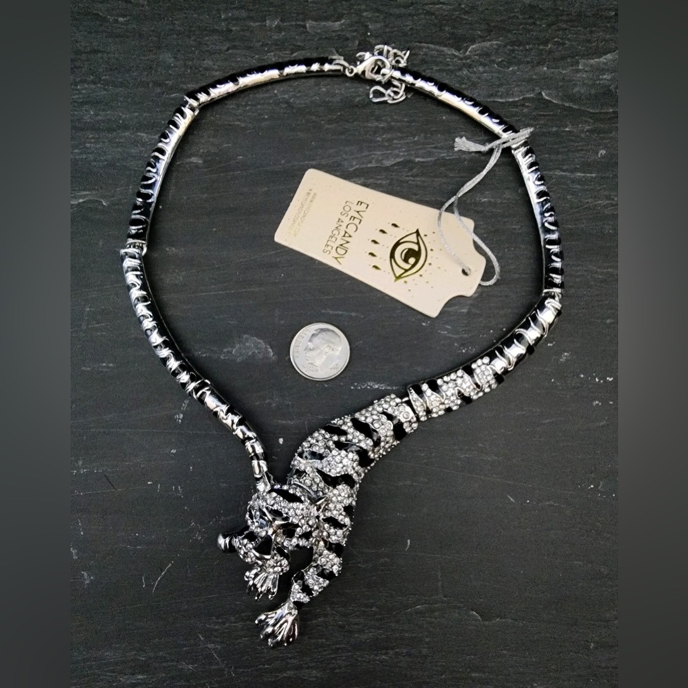Eyecandy Los Angeles Tiger Necklace